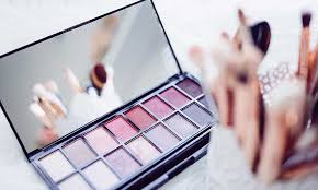 Selain itu, anda juga bisa memilih ilmu administrasi bisnis, administrasi publik, ekonomi, statistik atau ilmu politik. Cara Kerja Spg Sales Promotion Girls Kosmetik Dalam Melayani Pelanggan Highlight Id