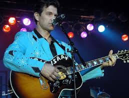 Chris isaak is an american musician and occasional actor born on june 26, 1956 in stockton, california, usa. Top 10 Chris Isaak Songs Classicrockhistory Com