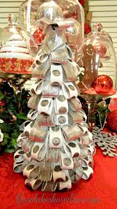 Give your home a warm and cozy rustic makeover with these diy rustic christmas decor ideas. 230 Christmas Diy Decorations Ideas Christmas Diy Christmas Christmas Crafts