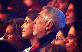 She graduated from university of theatrical arts and cinematography in 1999.in 1996, she plays first role in the movie alien abduction: Descoperire EpocalÄ Dan Chisu Si Alina Chivulescu S Au CÄsÄtorit In Secret