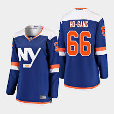 With the release of the new york islanders reverse retro jerseys on the horizon, the debate surrounding the fisherman has been revived. Shop Nhl Women S New York Islanders Gears In Our Shop