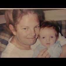 Betty Middendorf's Instagram, Twitter & Facebook