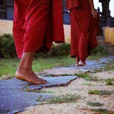 Years Of Extensive Research Has Shown That Connecting To The Earths Natural Energy By Walking Barefoot On Natural Energy Grounding Meditation Walking Barefoot