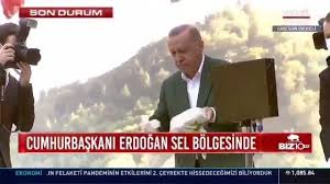 Akp'li cumhurbaşkanı recep tayyip erdoğan, marmaris'te yaptığı açıklamada mağduriyetlerin giderilmesi için yine vatandaşa çağrı yaptı. Birgun Gazetesi Erdogan Selin Vurdugu Giresun Da Halka Keyif Cayi Firlatti Facebook