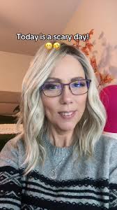 Comfy Wig Styles for Women Over 40