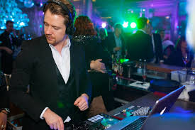 Raimundstraße 157, 60320 frankfurt am main. Dj Chris Force Hochzeits Dj Frankfurter Event Dj Messe Dj Frankfurt Offnungszeiten Telefon Adresse