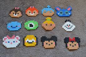 Personnages Tsum Tsum En Perles Hama Autres Pieces Pour Creations Par Perlamel Perles Hama Billes De Fer Art Perle