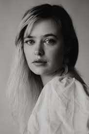 2 Minutes (Short 2022)