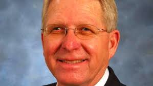 Cherokee's Dennis Moss changes parties to join GOP