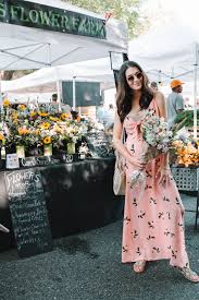Learn Why You Should Shop At Local Farmers Market Dallas Locations Farmers Market Display Farmers Market Flowers Local Farmers Market