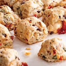 De Delicieux Petits Pains Maison Pour Escorter Une Soupe Repas Debordante De Saveurs Les Aliments Au Gout Italien S Entendent A M Recipes Food Nut Roll Recipe