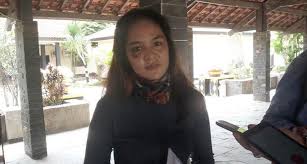 Siapa sih diantara kalian yang tak mengenal dengan sosok andika kangen band ini. Tak Dinafkahi Andika Kangen Band Mantan Istri Terpaksa Jual Tv