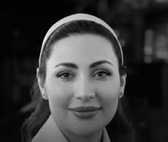 نادیا متقی