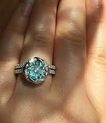 Find out everything you need to know about aquamarine gemstones and browse through stunning aquamarine engagement rings. Pin On Style á¦