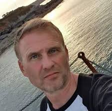 One of the best audience recordings ever by legendary Mike Millard RIP who  taped nearly every LA Forum show '74 to '80