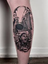 Call our news desk on 020 7293 3842 or email us at. Rangers Fc Linfield Fc S Tweet Another Brilliant Tattoo To Celebrate 5 5 Trendsmap