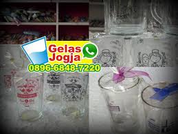 Gelas dengan bentuk toples yg unik ini memiliki desain yg manis, cantik dan. Toko Gelas Murah Di Gresik 089668487220 Whatsapp Gelas