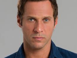 The influence of stress development versus stress relief. As Polemicas De Jose Carlos Pereira Na Tvi