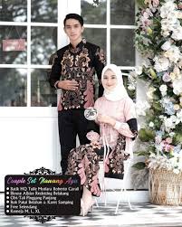 Baju lamaran couple hijab, model baju untuk acara lamaran, baju lamaran muslimah sederhana, baju couple untuk tunangan terbaru, baju couple inspirasi baju lamaran buat cowok ternyata banyak juga. Jual Baju Lamaran Couple 2020 Terbaru Lazada Co Id