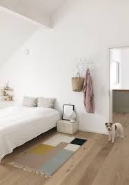 Natural Sleeping Bedroom Whitehome Natural Hundel Teppich Schlafzimmer Zimmer Dachschrage Einrichten