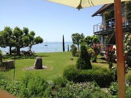 Wir pflegen hier mit leidenschaft und herzlichkeit eine familiäre atmosphäre und orientieren uns an ihren persönlichen wünschen. Afternoon Delight Review Of Haus Am See Nonnenhorn Germany Tripadvisor