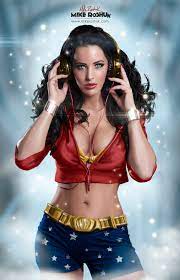Wonder woman cleavage