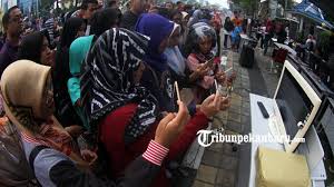 Silahkan di download contoh latihan soal cpns 2018/2019 beserta kunci jawaban. Hoaks Waspada Kunci Jawaban Cpns Di Internet Ini Tanggapan Komisi Iii Dprd Pekanbaru Tribun Pekanbaru