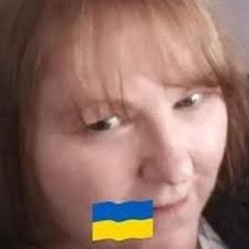 President Zelensky with the palace cleaning ladies. 🇺🇦🇺🇦🙏🏽