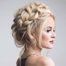 21 Beautiful Hair Style Ideas For Prom Night Trubridal Wedding Blog