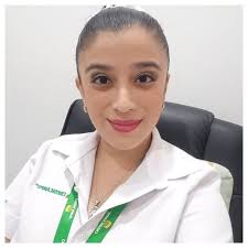 La voz de los profesionales respalda su formación en la UGB