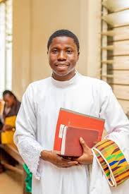 Rev. Fr. Emmanuel-Mary Ofori, happy birthday, my brother. God bless you  abundantly. See fine man! He can really disturb me though! May St. Teresa  of Avila intercede for him. Jesus is Lord! #