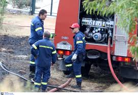 Αυτός είναι ο αστυνομικός που εξέδιδε και κακοποιούσε την 19χρονη. Ypo Meriko Elegxo H Fwtia Sthn Khfisia