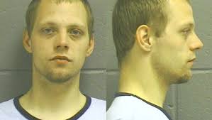 Athens burglary victim flees because of felony probation warrant