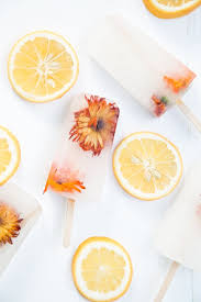 Easy Entertaining Floral Lemonade Popsicles Sugar And Charm Lemonade Popsicles Edible Flowers Recipes Edible Flowers