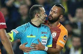 Diese seite enthält eine statistik über die bilanz des schiedsrichters cüneyt cakir nach verein. Fenerkolik Bir Galatasaray Efsanesi Cuneyt Cakir Facebook