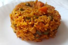 Wash the tomatoes, scotch bonnet pepper (ata rodo) and onion. How To Cook Jollof Rice With Carrot And Green Pie Jollof Rice Tips And Secrets How To Cook Recipes Cover Simmer Over Low Heat 20 To 25 Minutes