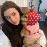 Jillian Carney's Instagram, Twitter & Facebook