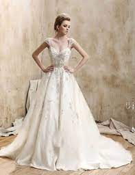 Classic Wedding Dresses For A Traditional Ceremony Ohh My My Lace Wedding Dress Vintage Retro Wedding Dresses Antique Wedding Dresses