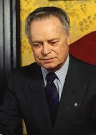 Who is Tennessee Williams dating? Tennessee Williams boyfriend, husband