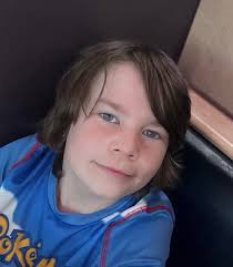 Haircut recommendations for an 8-year-old boy with straight to wavy hair