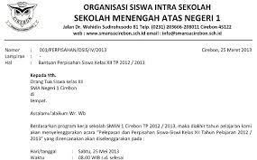 Contoh surat laporan selanjutnya adalah contoh surat yang umumnya digunakan oleh banyak masyarakat untuk memberikan laporan terkait penipuan yang dilakukan oleh suatu oknum. Pelepasan Siswa Kelas Xii Sman 1 Cirebon Tp 2012 2013 Part 2 Surat Pemberitahuan Yandriana Inspiring Teacher