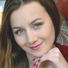 Kristy Spicer's Instagram, Twitter & Facebook