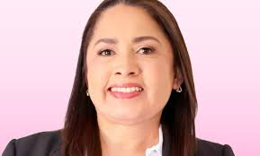 Claudia Charles Lumbreras: la Magistrada del Pueblo