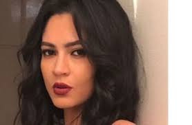 علقت الفنانة ندي موسي، عن مشاركتها في مسلسل بين السما والأرض، قائلة: كنت خايفة ومتوترة جدا وكان فيه ظروف التصوير والكتابة وكنا في ضغط وإننا لازم نخلص في وقت معين. Ø´Ø§ÙØ¯ ÙØ¯Ù ÙÙØ³Ù ØªØ±ÙØ¬ ÙÙØ³Ø±Ø­ÙØ© 3 Ø£ÙØ§Ù ÙÙ Ø§ÙØ³Ø§Ø­Ù ÙÙ