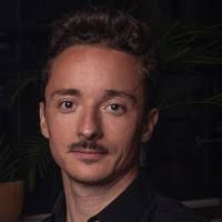 20+ Profile mit dem Suchbegriff „Jules“