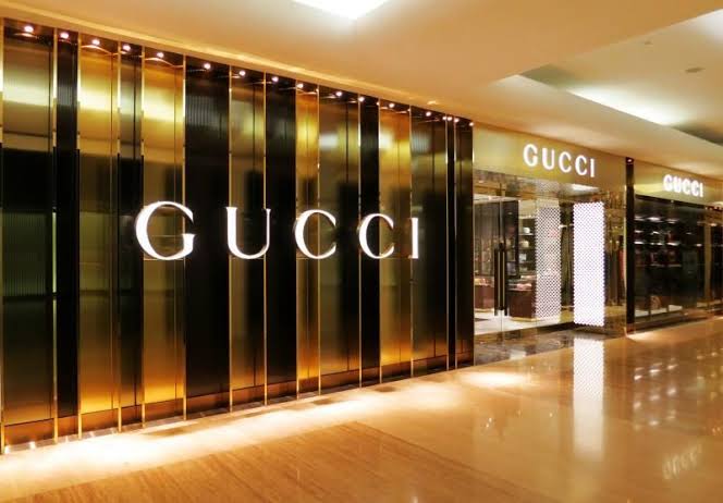 Hasil gambar untuk gucci plaza indonesia