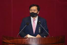 지금까지 국내 필리버스터 최장 기록은 지난 24일 같은 당 은수미 의원이 세운 10시간 18분이었습니다. Amhuhomhkwdpum