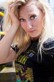 Katelyn Brooke's Instagram, Twitter & Facebook