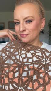 A dziś pracuję z przepiękną Queen z kolekcji Sparkling Yarns @magicloop_pl 