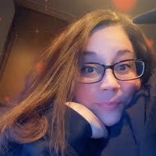 Jenny Mathis's Instagram, Twitter & Facebook